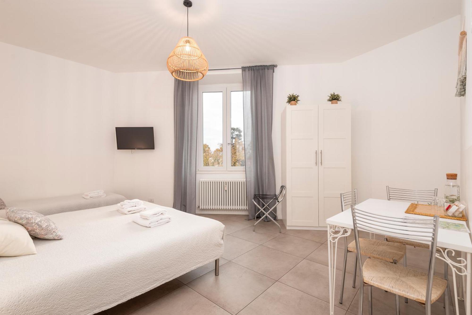 Guesthouse Tree Rooms Modern Μπέργκαμο Εξωτερικό φωτογραφία