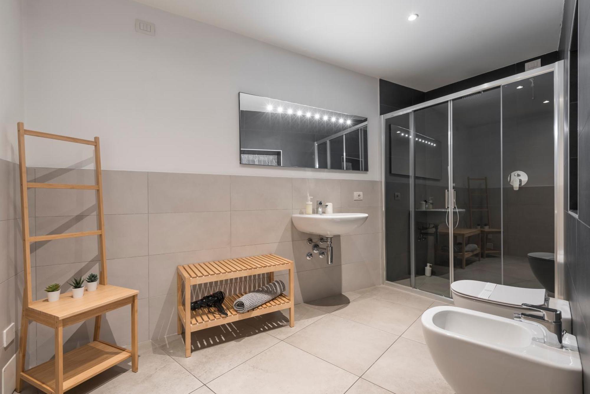 Guesthouse Tree Rooms Modern Μπέργκαμο Εξωτερικό φωτογραφία